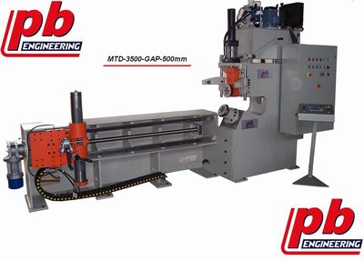 Kreisschere und Bördelmaschine bis zum 3500mm Durchmesser.  Aushöhlung 520 mm