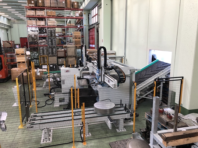 Automatic line for sheet metal discs production